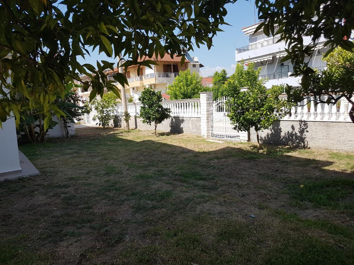 Konstantinos Apartments Ammoudia Ngoại thất bức ảnh
