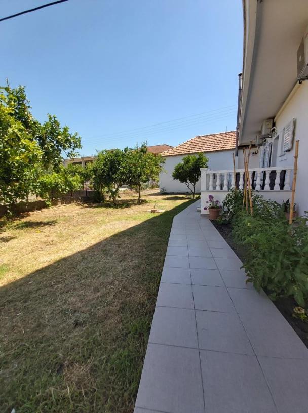 Konstantinos Apartments Ammoudia Ngoại thất bức ảnh