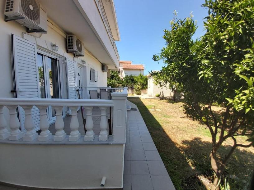 Konstantinos Apartments Ammoudia Ngoại thất bức ảnh
