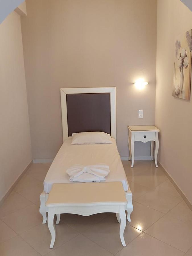Konstantinos Apartments Ammoudia Ngoại thất bức ảnh